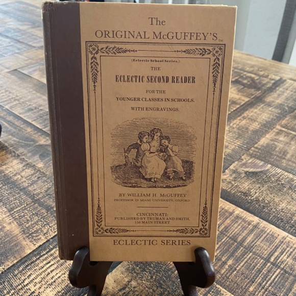 McGuffey's Eclectic Second Reader|Vintage Book - Picture 4 of 13